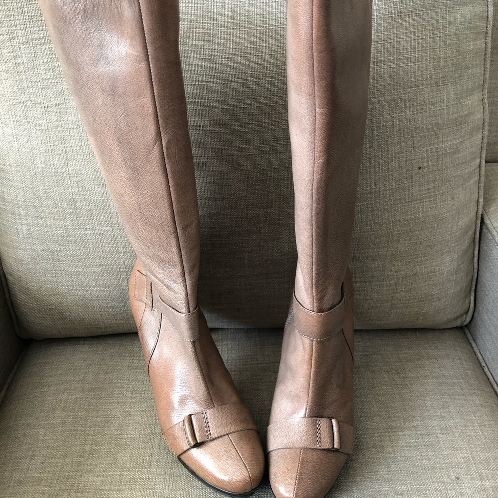 BCBG Max Azria Dark Tan Boots